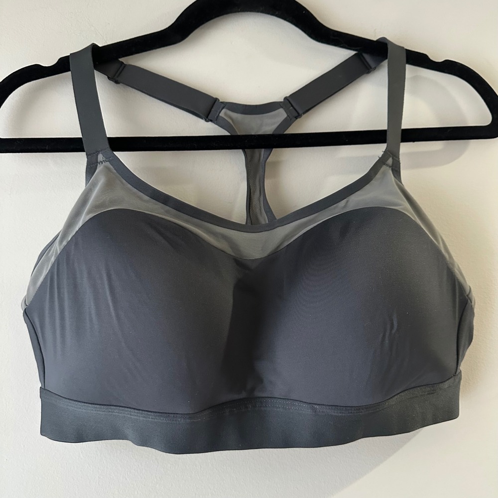 Brooks Women's Sports Bra 36C US GB Grey Racerback Support‎ Medium Impact